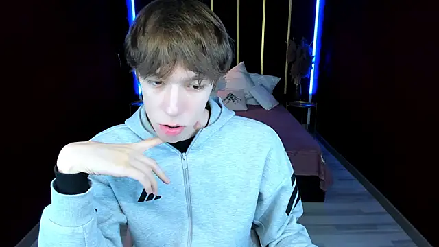 Snapshot of MarkBranston chatting on March 15, 2026, 11:05 am MarkBranston online show from March 15, 2026, 11:05 am