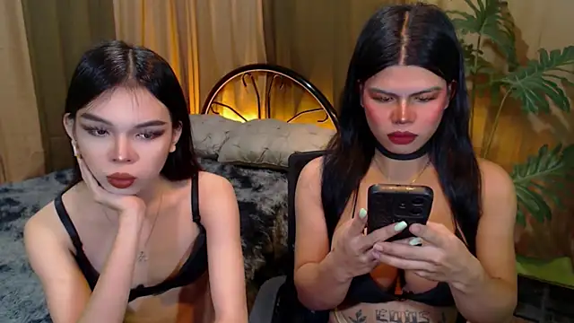 Snapshot of TWINKTRANSSHANEL chatting on October 18, 2025, 10:16 am TWINKTRANSSHANEL online show from October 18, 2025, 10:16 am