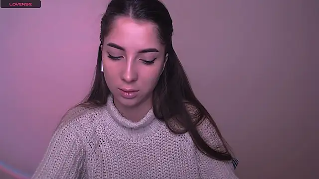 Snapshot of _OlivkaSexy chatting on November 29, 2025, 8:17 am OlivkaSexy online show from November 29, 2025, 8:17 am