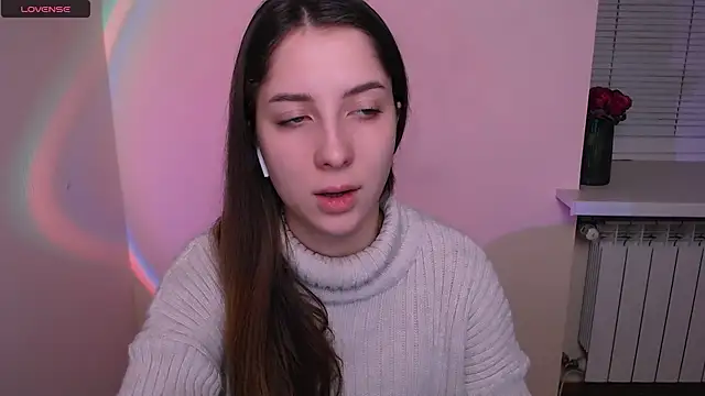 Snapshot of _OlivkaSexy chatting on December 18, 2025, 1:28 pm OlivkaSexy online show from December 18, 2025, 1:28 pm