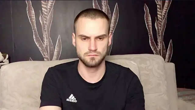 Snapshot of Iveraan chatting on October 22, 2025, 6:29 pm Iveraan online show from October 22, 2025, 6:29 pm