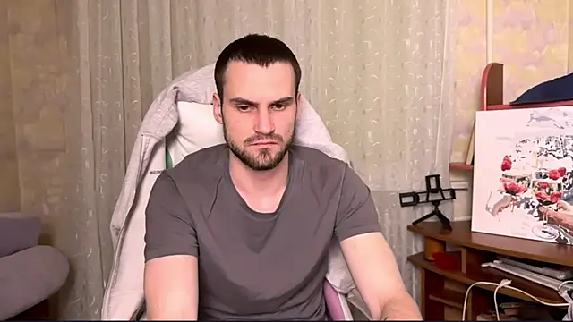 Snapshot of Iveraan chatting on November 14, 2025, 8:29 pm Iveraan online show from November 14, 2025, 8:29 pm