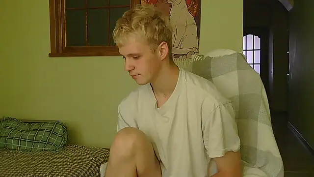 Snapshot of _Timmy_Boy_ chatting on October 15, 2025, 7:30 am Timmy Boy online show from October 15, 2025, 7:30 am