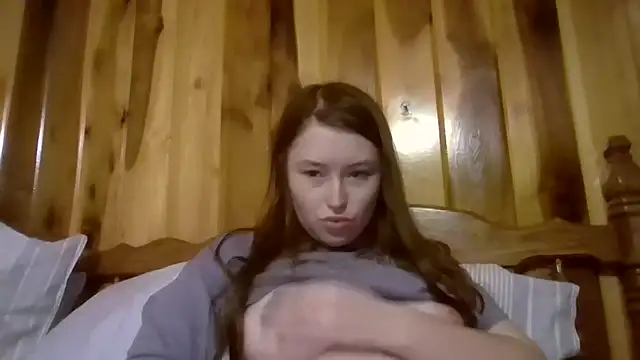 ElsieRain469 online show from October 3, 2025, 7:55 pm