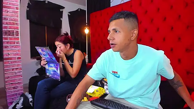 Snapshot of AnyAndDimitry chatting on October 4, 2025, 12:47 pm AnyAndDimitry online show from October 4, 2025, 12:47 pm