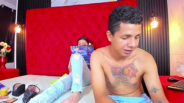 Snapshot of AnyAndDimitry chatting on November 13, 2025, 12:59 pm AnyAndDimitry online show from November 13, 2025, 12:59 pm