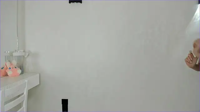 aizury chi online show from November 18, 2025, 10:31 am