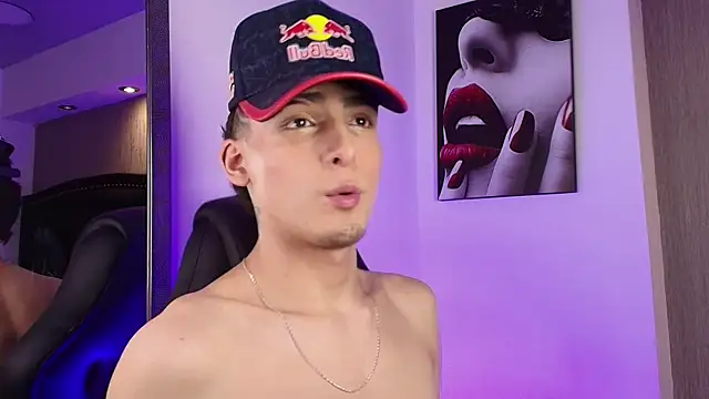 Snapshot of MateoMitchell chatting on March 27, 2026, 8:26 am MateoMitchell online show from March 27, 2026, 8:26 am