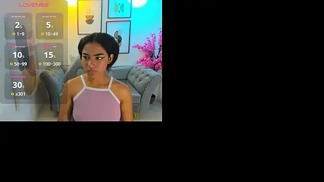 Juliie coper online show from November 6, 2025, 12:39 pm
