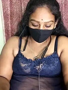 Snapshot of tamil_Monisha chatting on February 13, 2026, 5:42 pm tamil Monisha online show from February 13, 2026, 5:42 pm