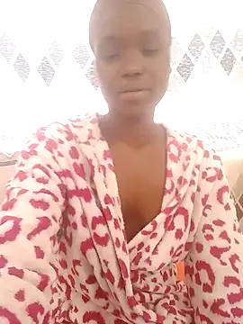 Snapshot of DarkLaddy chatting on November 11, 2025, 12:05 pm DarkLaddy online show from November 11, 2025, 12:05 pm