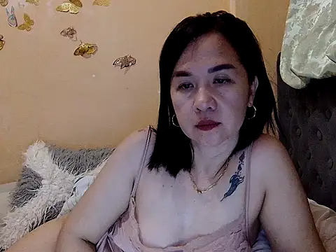 KissHott online show from February 26, 2026, 1:54 pm