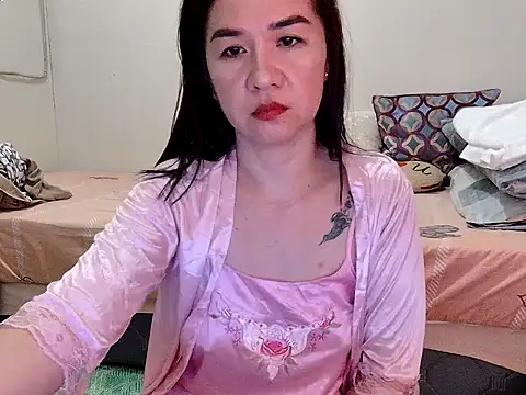 KissHott online show from July 17, 2026, 9:08 pm