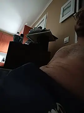 arksex32 online show from July 4, 2026, 4:18 am