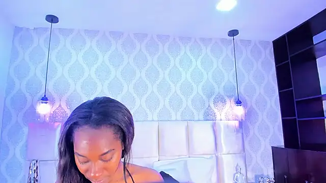 Snapshot of SharitHills chatting on November 2, 2025, 4:04 am SharitHills online show from November 2, 2025, 4:04 am