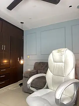 Rose monroee online show from March 21, 2026, 7:39 pm