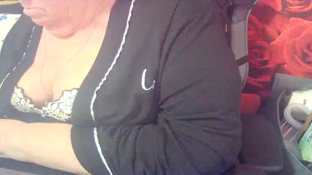 Playful MILF Demi online show from March 9, 2026, 12:42 pm