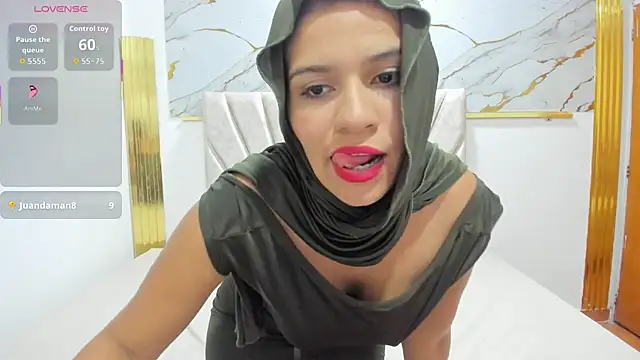 Snapshot of Yasmin_nazer chatting on October 6, 2025, 7:22 pm Yasmin nazer online show from October 6, 2025, 7:22 pm