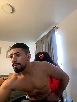 Ezzio Scolaro online show from October 22, 2025, 12:05 pm