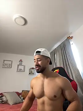 Ezzio Scolaro online show from November 27, 2025, 12:29 pm