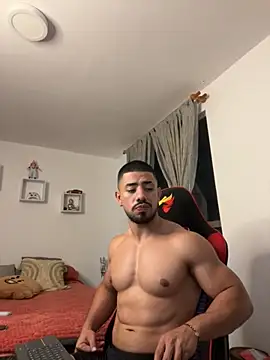 Ezzio Scolaro online show from December 3, 2025, 12:29 am