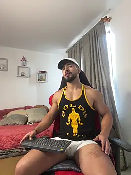Snapshot of Ezzio_Scolaro chatting on February 15, 2026, 1:31 pm Ezzio Scolaro online show from February 15, 2026, 1:31 pm