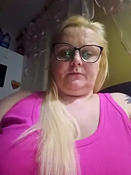 NieMaJazdyBezGwiazdy7883 online show from February 6, 2026, 1:43 am