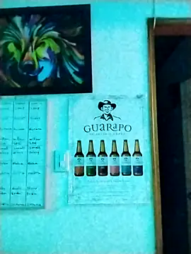 vauroraper online show from October 6, 2025, 1:36 am