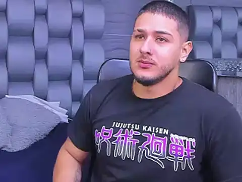 jasonshaw25 online show from October 7, 2025, 11:24 pm