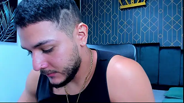 jasonshaw25 online show from January 5, 2026, 6:11 pm