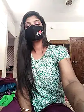 Queen-Any online show from October 8, 2025, 11:08 am