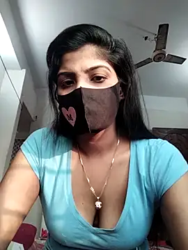 Queen-Any online show from November 13, 2025, 10:03 am