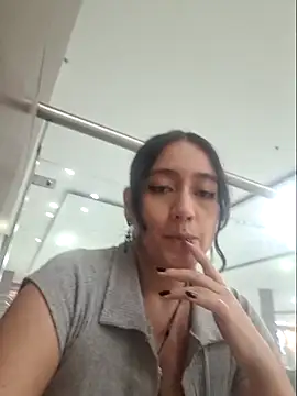 Snapshot of Lunaa_Crow chatting on October 8, 2025, 12:08 am Lunaa Crow online show from October 8, 2025, 12:08 am