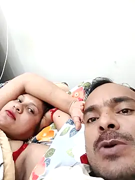 Snapshot of Couple_hardfucking chatting on October 28, 2025, 7:05 pm Couple hardfucking online show from October 28, 2025, 7:05 pm