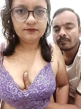 Snapshot of Couple_hardfucking chatting on November 7, 2025, 8:36 am Couple hardfucking online show from November 7, 2025, 8:36 am