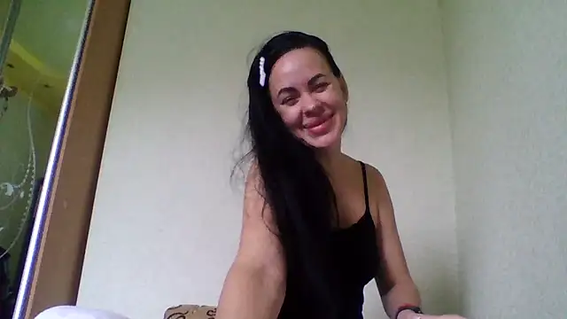Stefaniyaxq online show from October 8, 2025, 8:56 am