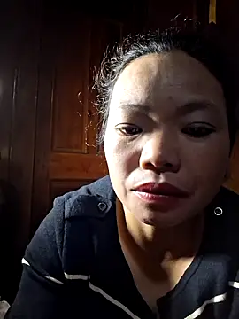 miomio-12 online show from October 11, 2025, 9:13 pm