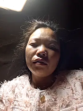 miomio-12 online show from May 7, 2026, 7:19 pm