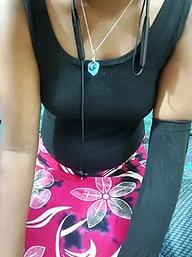 Snapshot of Chennai-couples chatting on November 13, 2025, 4:44 am Chennai-couples online show from November 13, 2025, 4:44 am