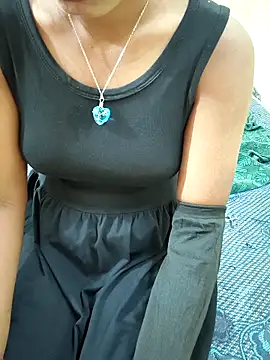 Snapshot of Chennai-couples chatting on November 14, 2025, 6:23 am Chennai-couples online show from November 14, 2025, 6:23 am