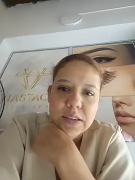 Snapshot of elara19 chatting on October 8, 2025, 2:58 pm elara19 online show from October 8, 2025, 2:58 pm