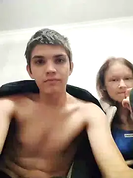 Snapshot of PartyIcyLov chatting on October 4, 2025, 6:06 pm PartyIcyLov online show from October 4, 2025, 6:06 pm