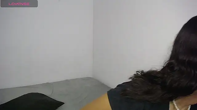 Keyli sweet online show from October 9, 2025, 7:23 pm