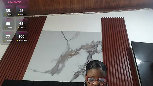 Kim Browns online show from July 11, 2026, 2:47 am