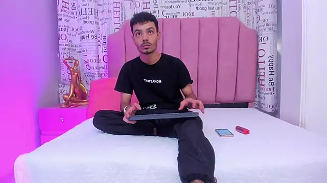 Timothe Evans online show from October 20, 2025, 9:15 pm