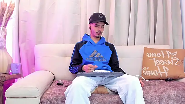 Timothe Evans online show from February 6, 2026, 3:55 am