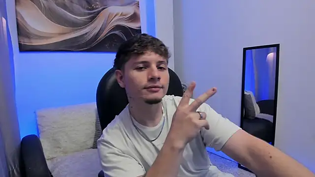 Leoo Miller online show from March 5, 2026, 3:57 am