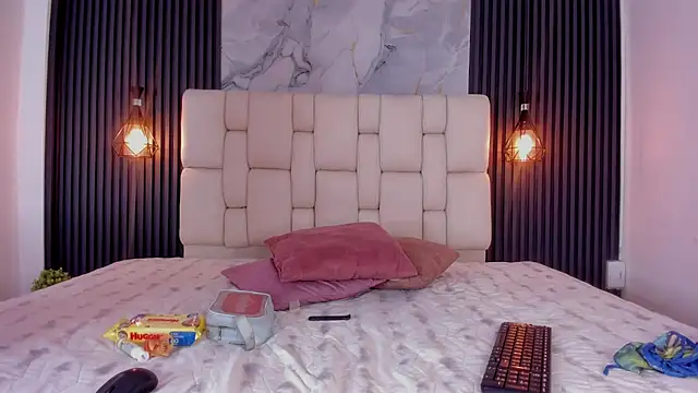 antonelasc online show from March 23, 2026, 8:13 pm