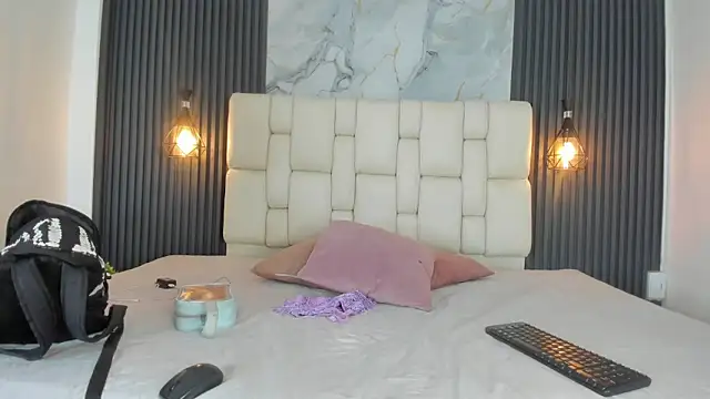 antonelasc online show from March 25, 2026, 8:15 pm