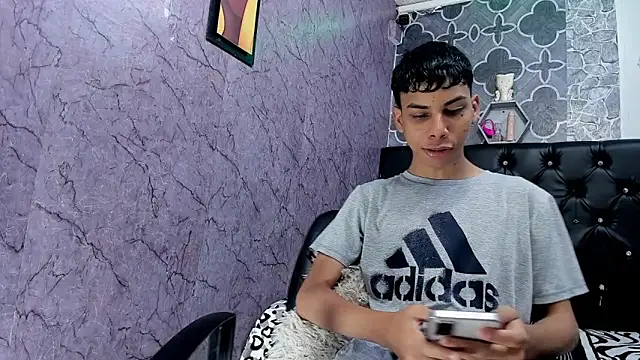 Snapshot of sexyboys_cutex18 chatting on March 24, 2026, 5:45 am sexyboys cutex18 online show from March 24, 2026, 5:45 am
